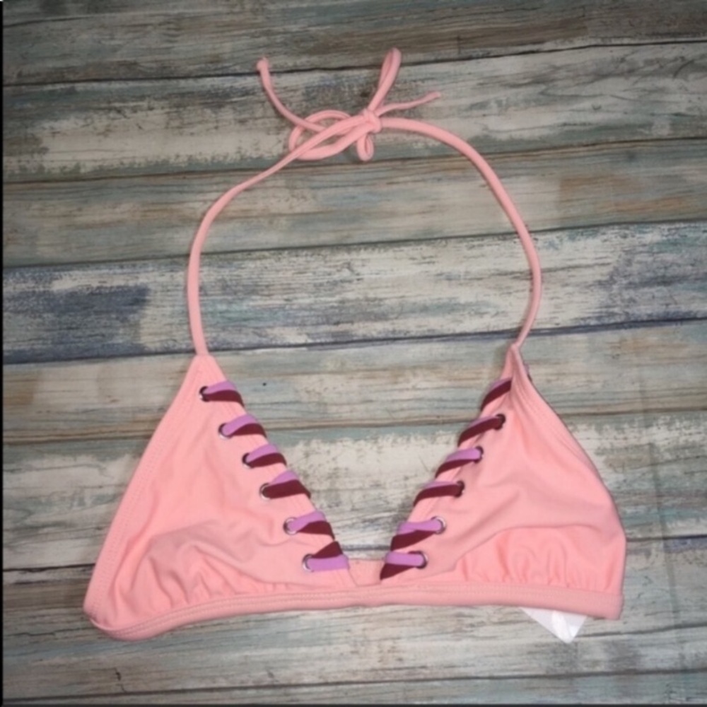 Xhilaration Triangle Bikini Top - Picture 2 of 5